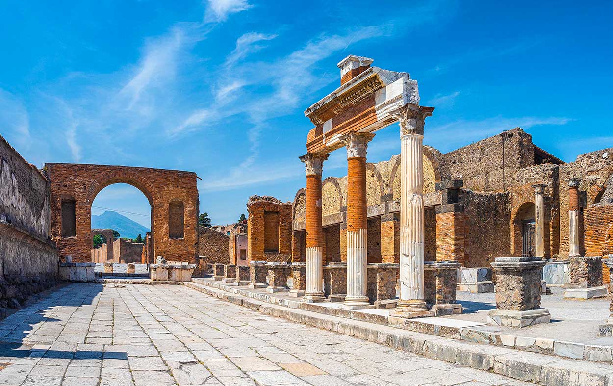 Entrada Pompeya Scavi di Pompei